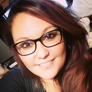 Meet your Posher, Lindsey